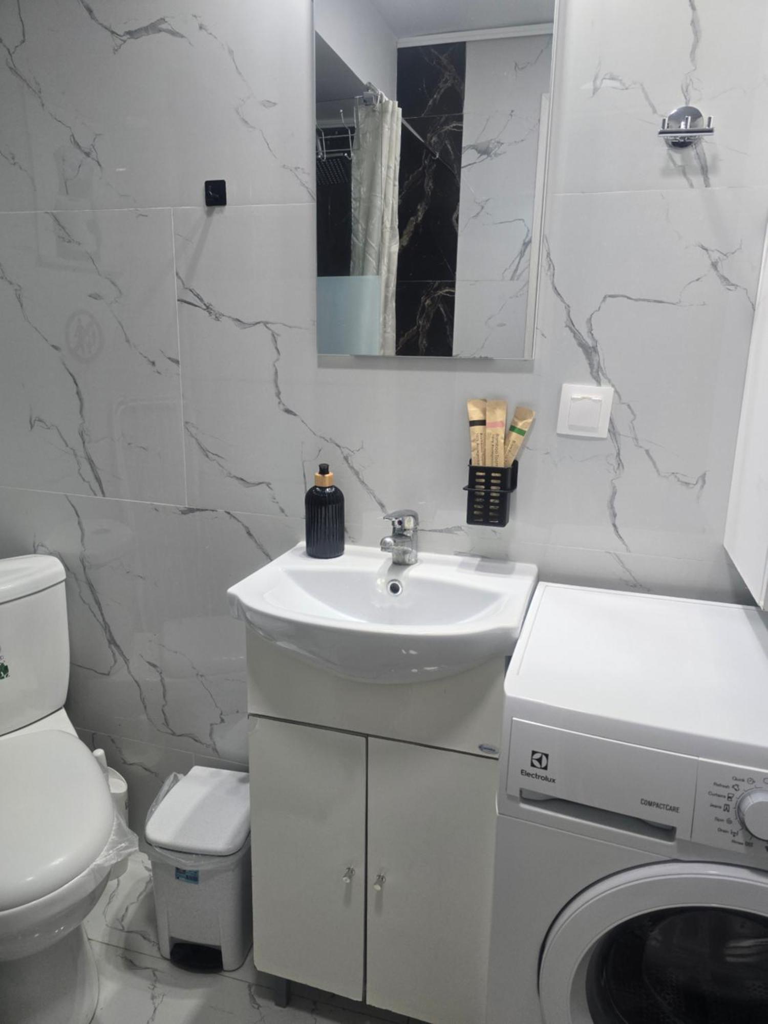 Mila Deluxe Daire Peraía Dış mekan fotoğraf